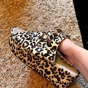 Hardly worn very comfortable!